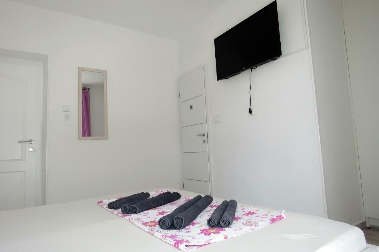 Hotel Lux Dalmatia I&R à Makarska Extérieur photo