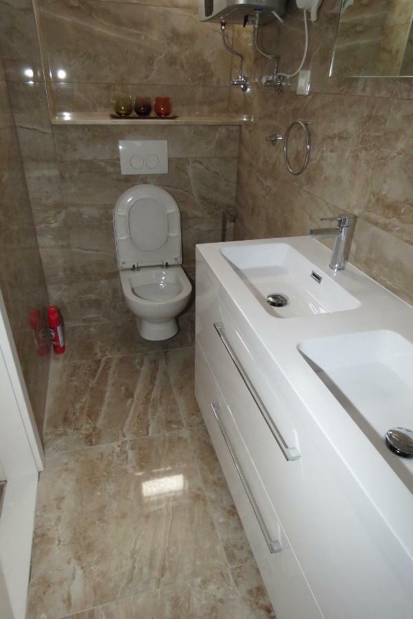 Hotel Lux Dalmatia I&R à Makarska Extérieur photo