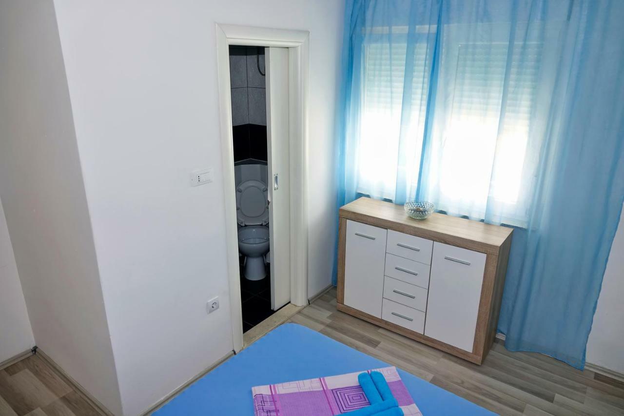 Hotel Lux Dalmatia I&R à Makarska Extérieur photo