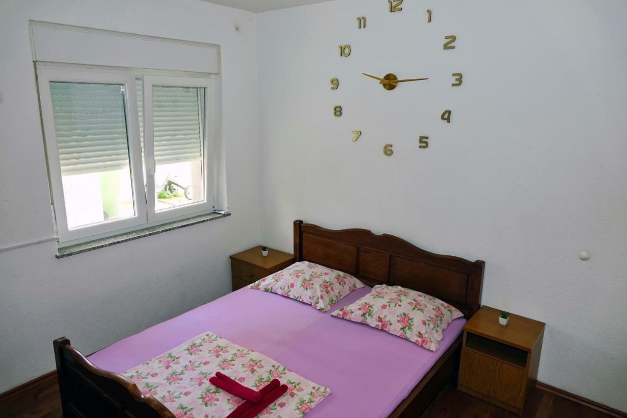Hotel Lux Dalmatia I&R à Makarska Extérieur photo