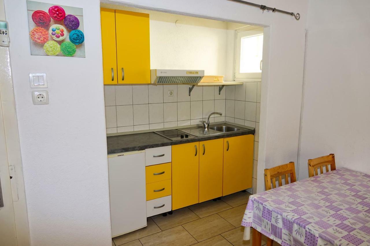 Hotel Lux Dalmatia I&R à Makarska Extérieur photo